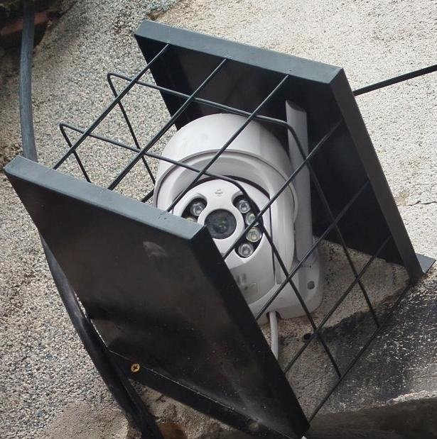 Câmera externa de segurança Infronex